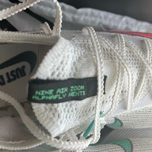 NIKE AIR ZOOM ALPHAFLY NEXT